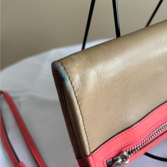 Coach wristlet used good condition - Picture 12 of 17